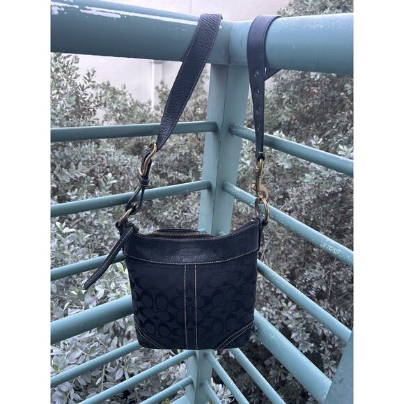 Y2K Coach Black Crossbody Brass Hardware Strap Leather Jacquard 10402 Pls Read! - Picture 2 of 7